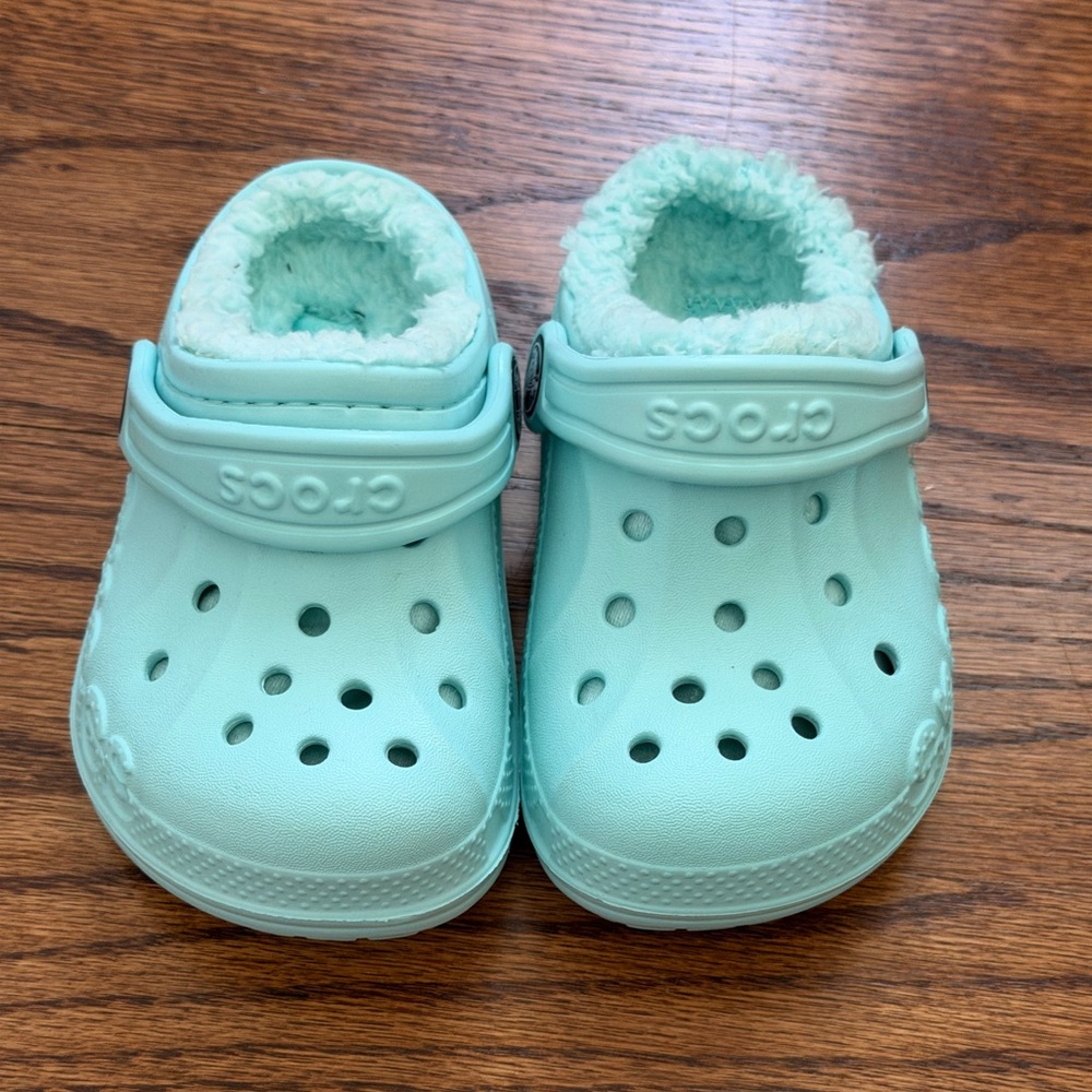 CROCS Kids Fuzzy Lined Clog - Mint Green